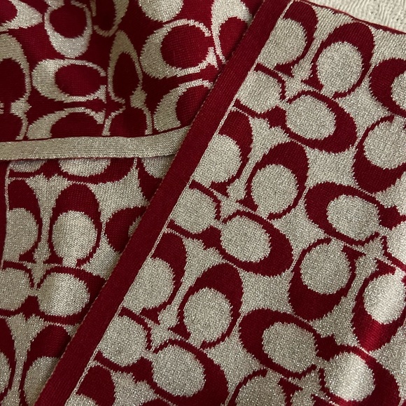 Coach scarf - Picture 4 of 4